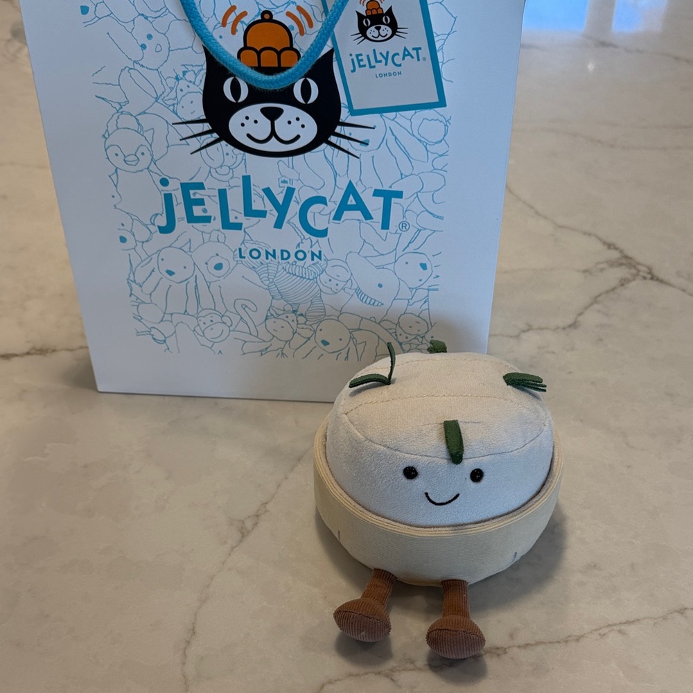 Jellycat Camembert Cheese Amusable